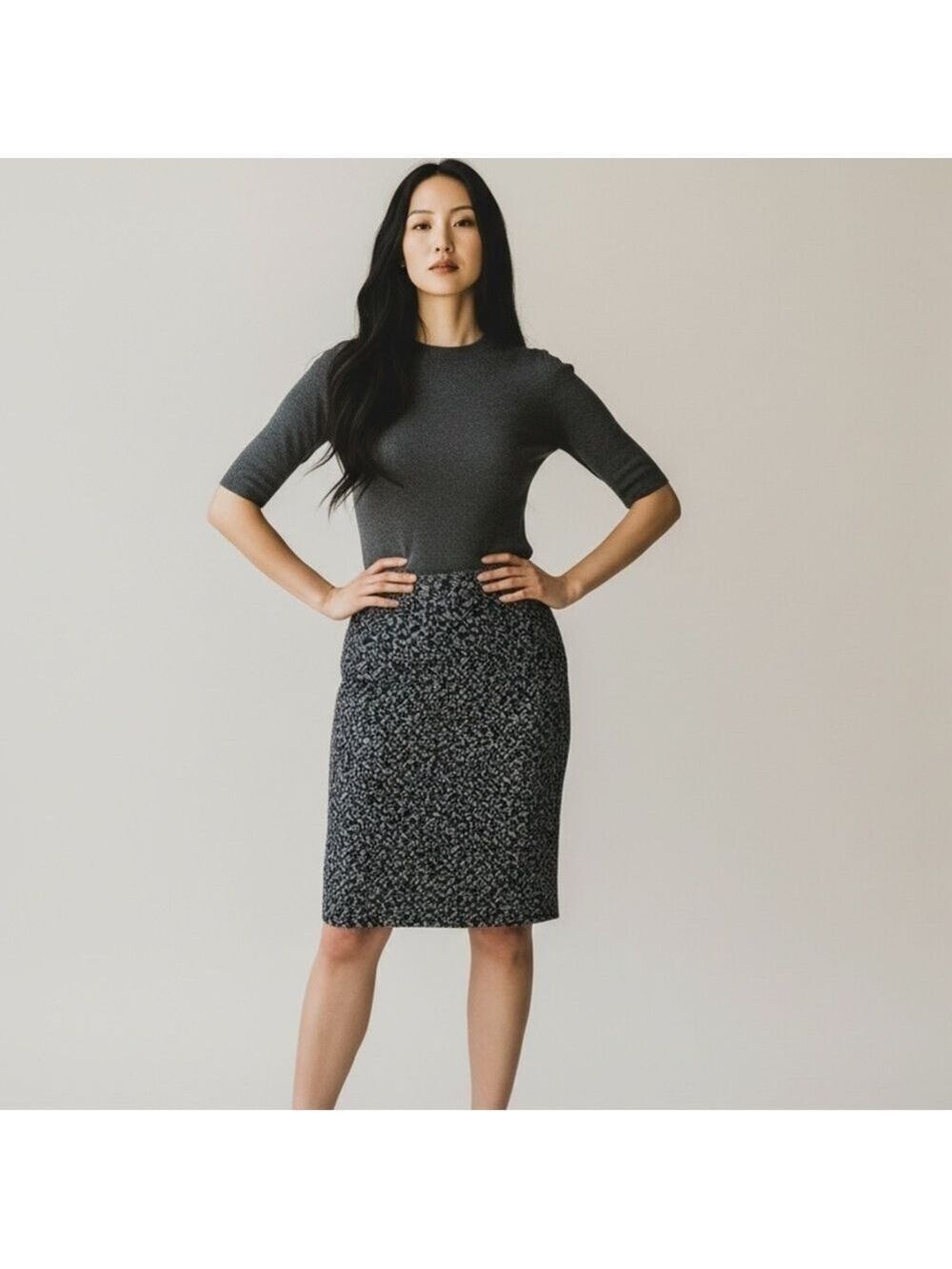𝅺MAX Studio pencil skirt abstract geometric pattern black grey size L